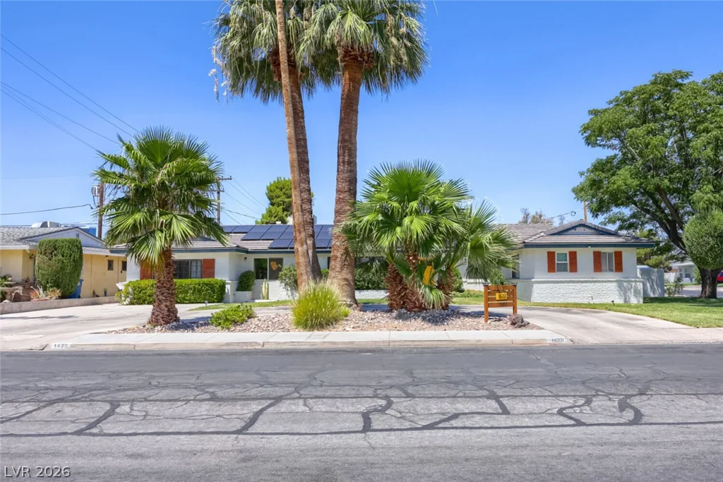 1620 15th, Las Vegas, NV 89104