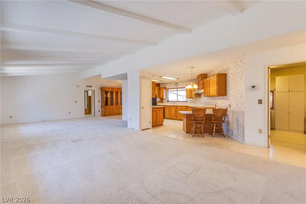 5486 Otero, Las Vegas, NV 89122