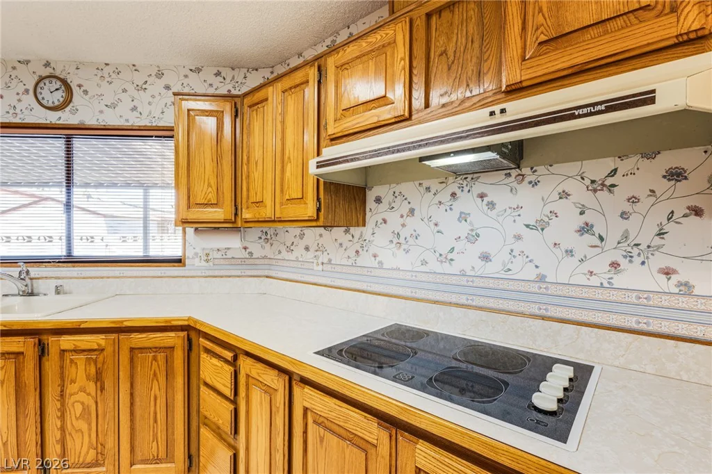 5486 Otero, Las Vegas, NV 89122