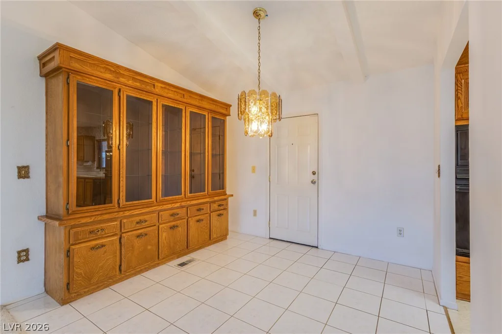 5486 Otero, Las Vegas, NV 89122