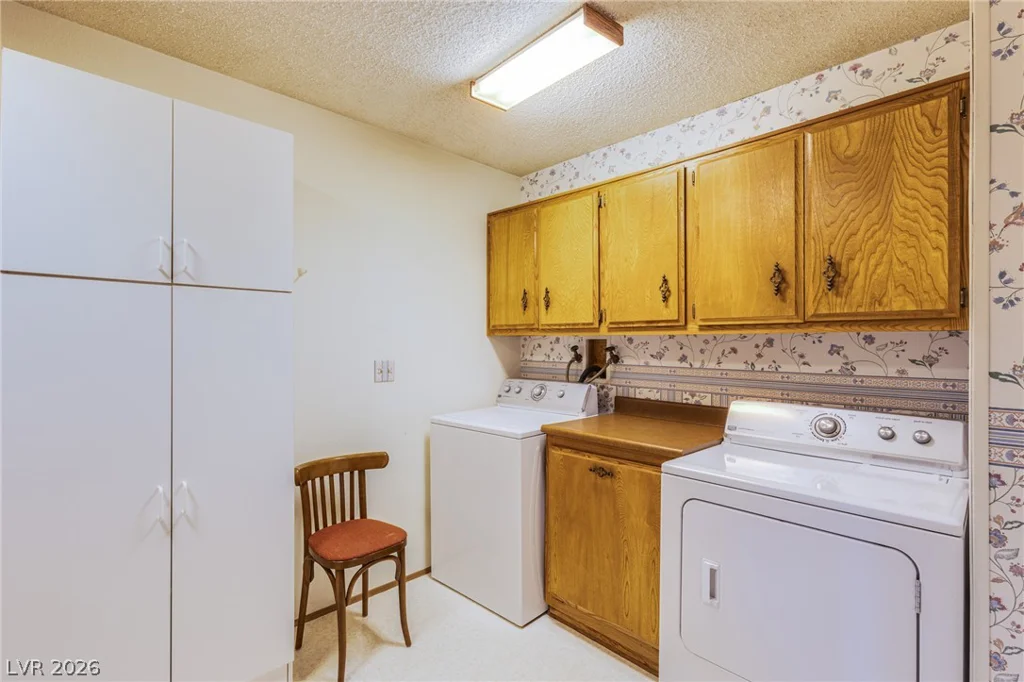 5486 Otero, Las Vegas, NV 89122
