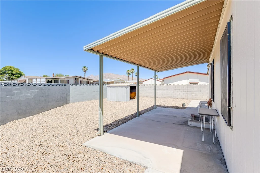 5486 Otero, Las Vegas, NV 89122