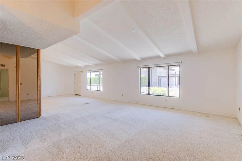 5486 Otero, Las Vegas, NV 89122