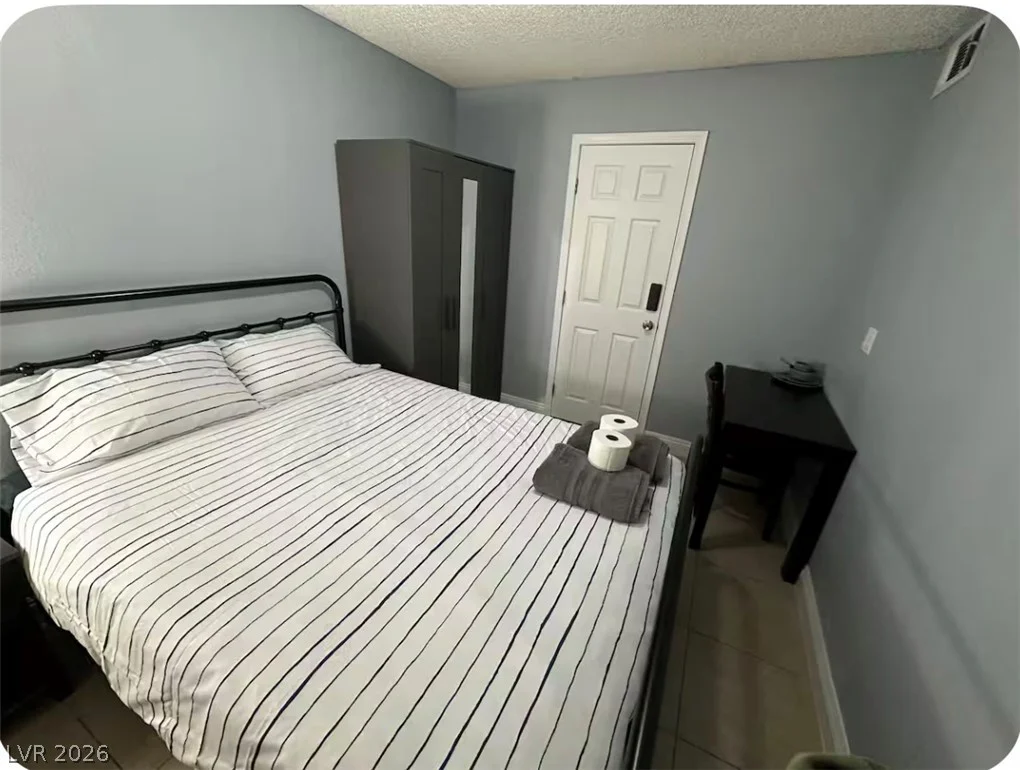 2213 Goldhill, Las Vegas, NV 89106