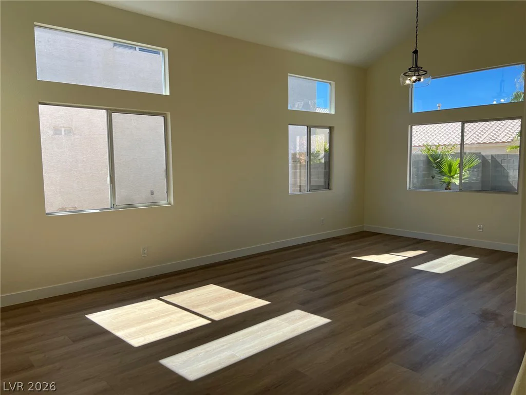 2050 Paterno, Las Vegas, NV 89123