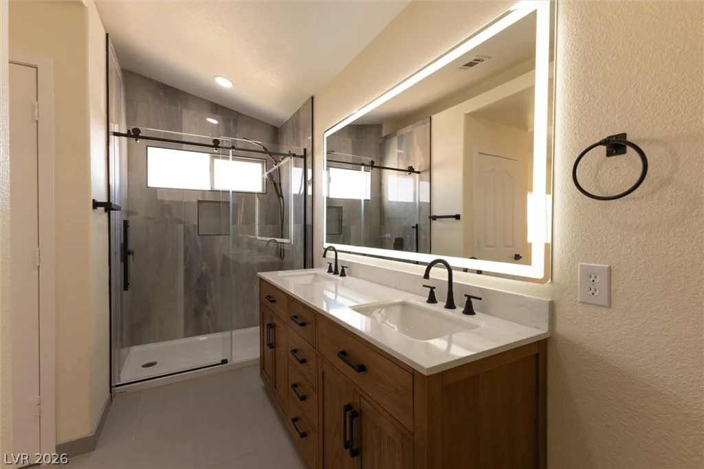 2050 Paterno, Las Vegas, NV 89123
