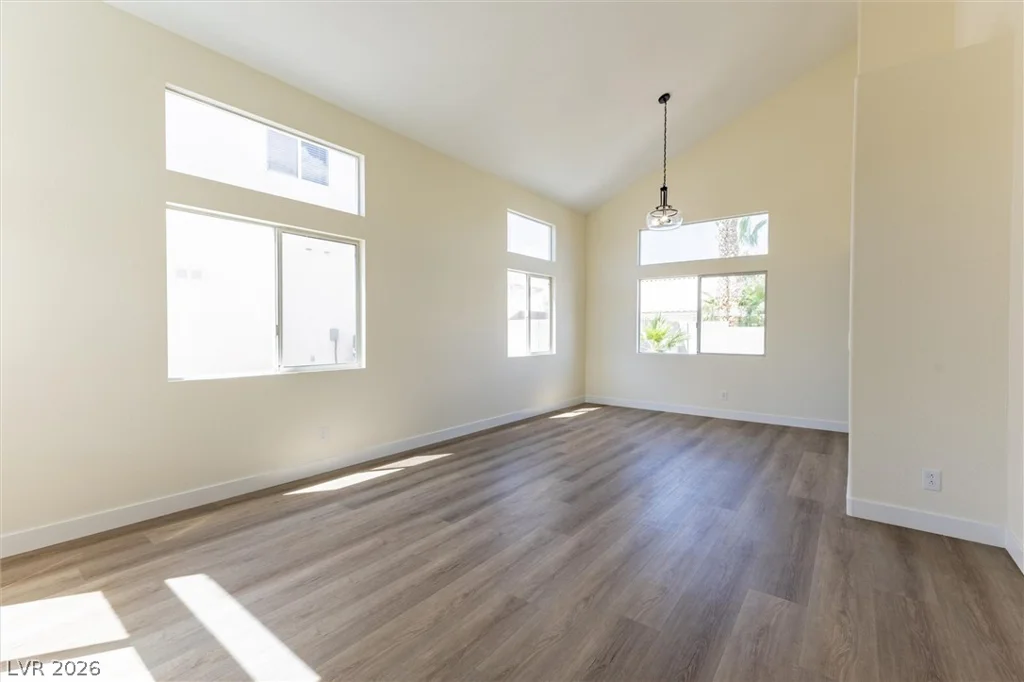 2050 Paterno, Las Vegas, NV 89123