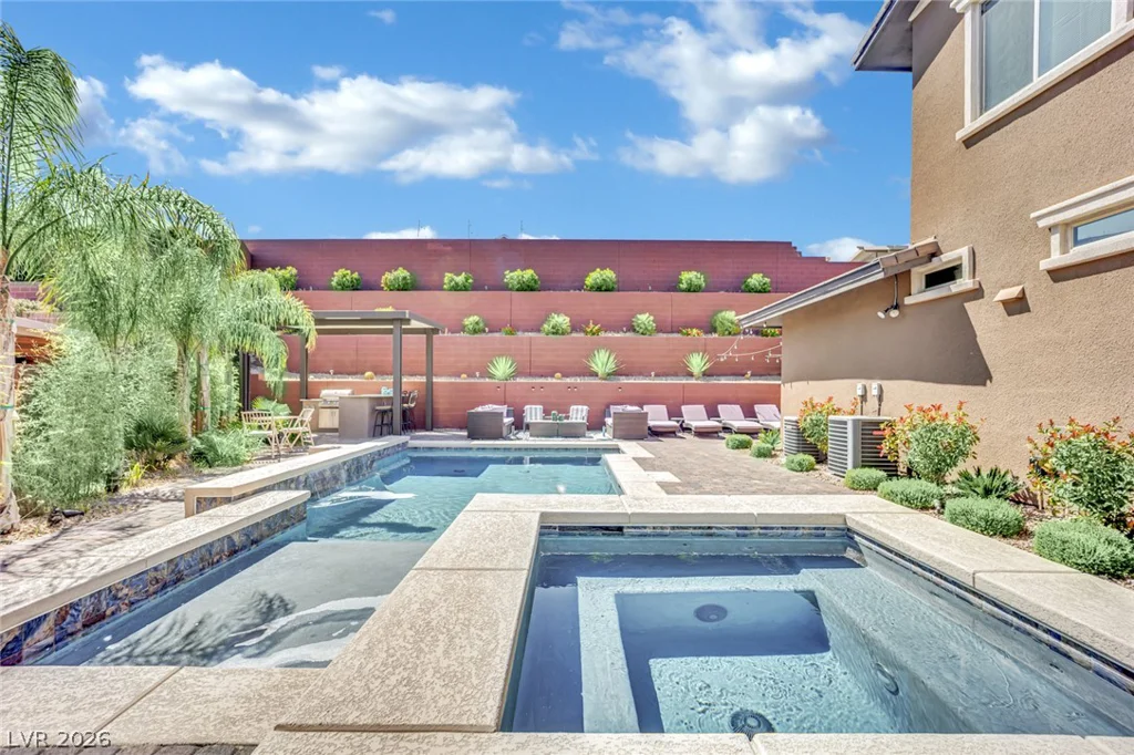 5523 Kyle Peak, Las Vegas, NV 89135