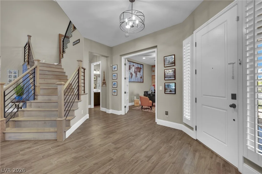 5523 Kyle Peak, Las Vegas, NV 89135