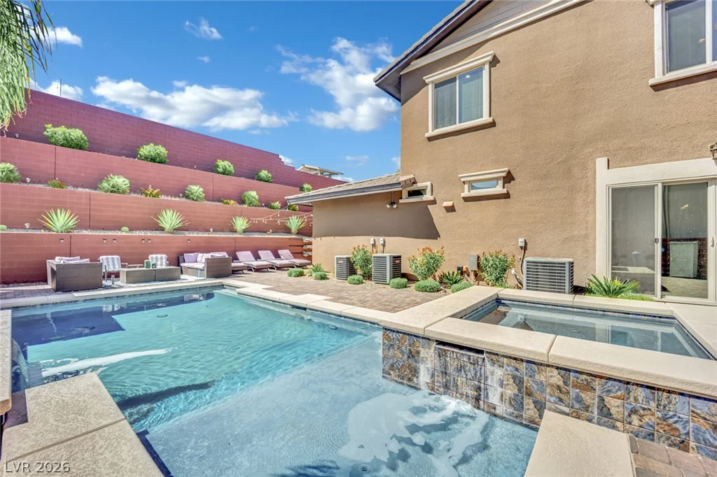 5523 Kyle Peak, Las Vegas, NV 89135