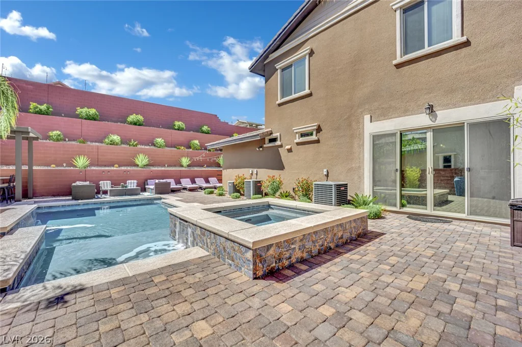 5523 Kyle Peak, Las Vegas, NV 89135