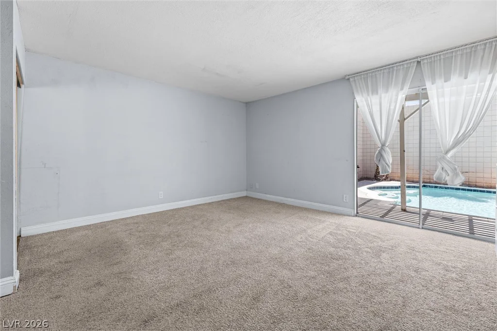 3303 Royce, Las Vegas, NV 89121