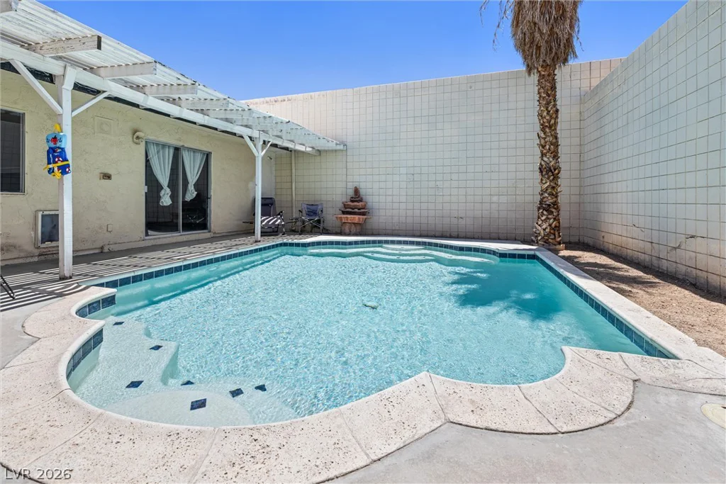 3303 Royce, Las Vegas, NV 89121