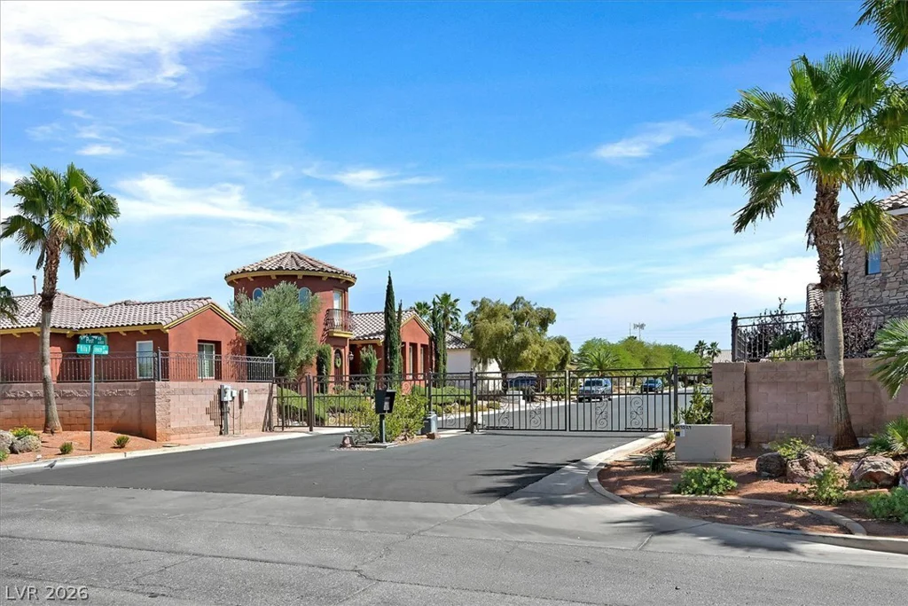 6345 Villa Di Firenze, Las Vegas, NV 89118