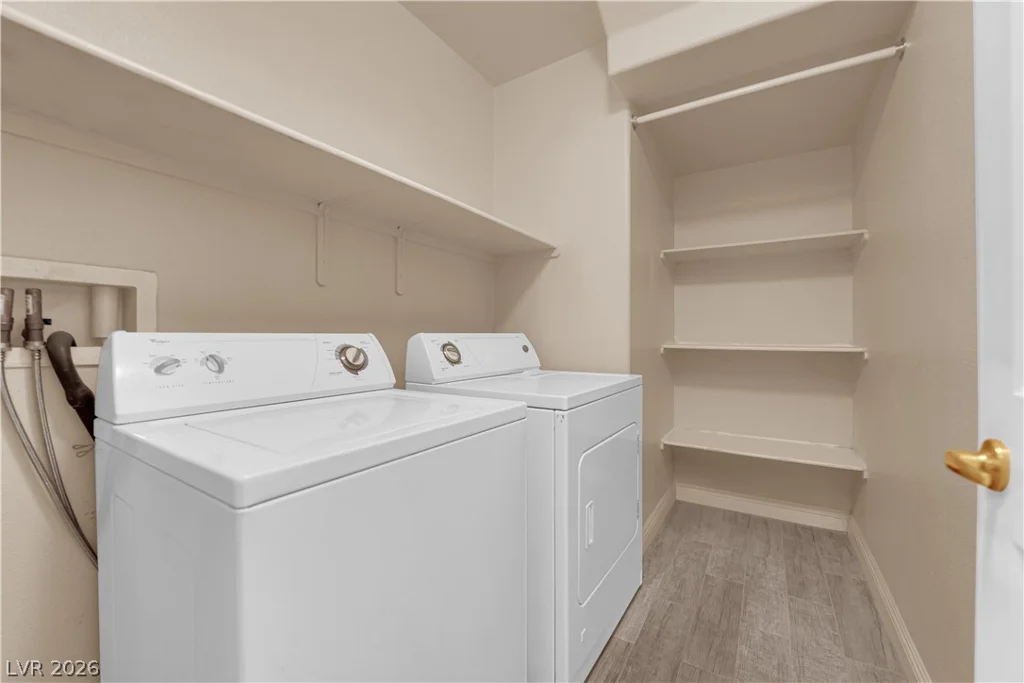 8658 Tom Noon, Las Vegas, NV 89178