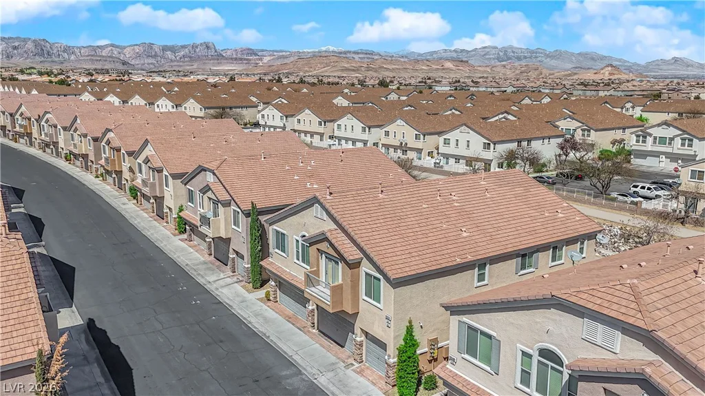 8658 Tom Noon, Las Vegas, NV 89178