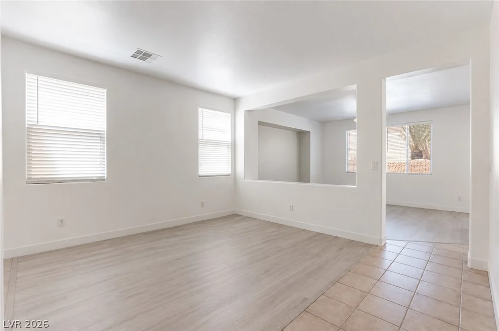 405 Sonoma Valley, Las Vegas, NV 89144