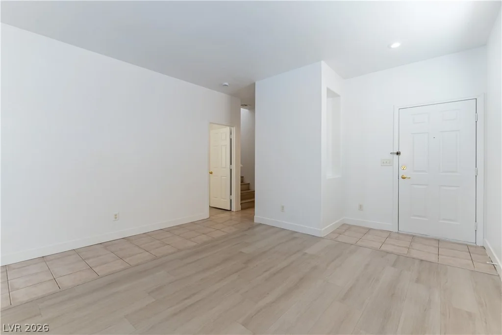 405 Sonoma Valley, Las Vegas, NV 89144