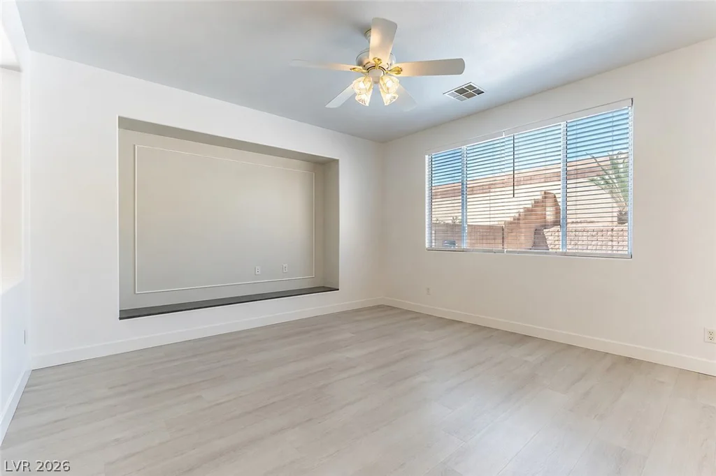 405 Sonoma Valley, Las Vegas, NV 89144
