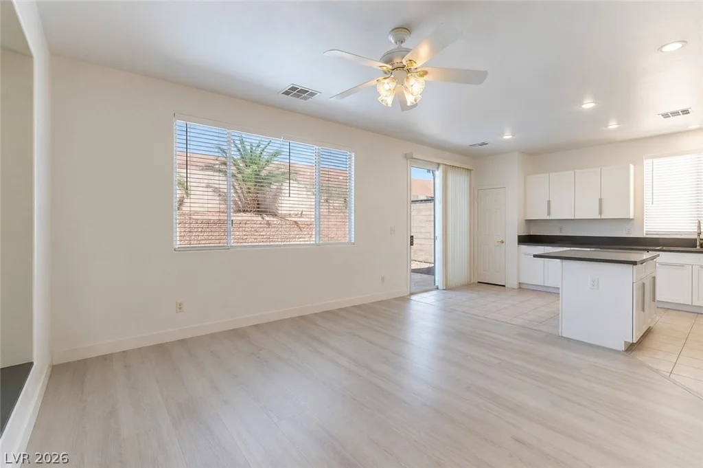405 Sonoma Valley, Las Vegas, NV 89144