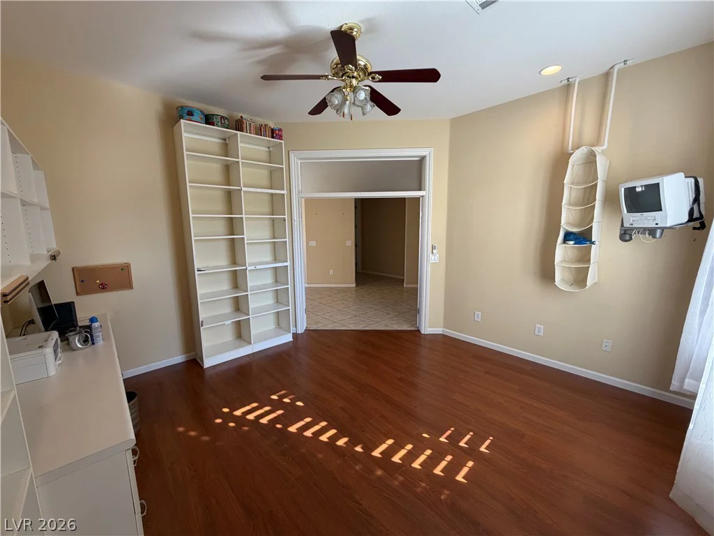 2127 Clearwater Lake, Henderson, NV 89044