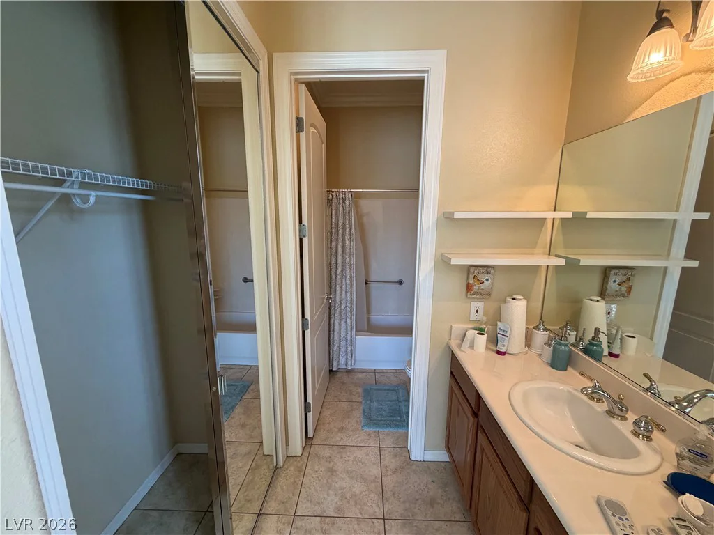 2127 Clearwater Lake, Henderson, NV 89044