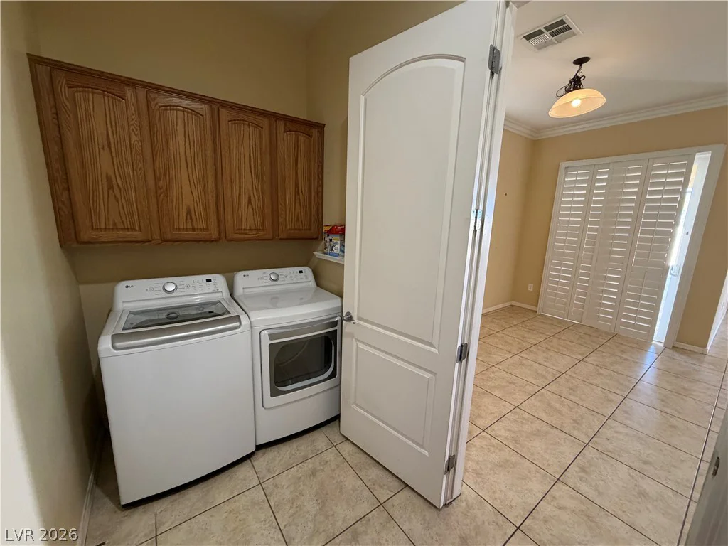 2127 Clearwater Lake, Henderson, NV 89044