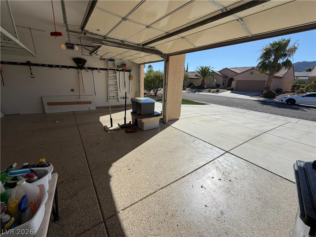 2127 Clearwater Lake, Henderson, NV 89044