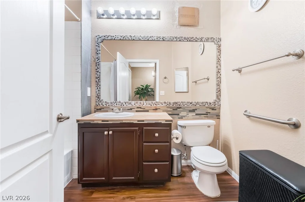 1830 Buffalo, Las Vegas, NV 89128