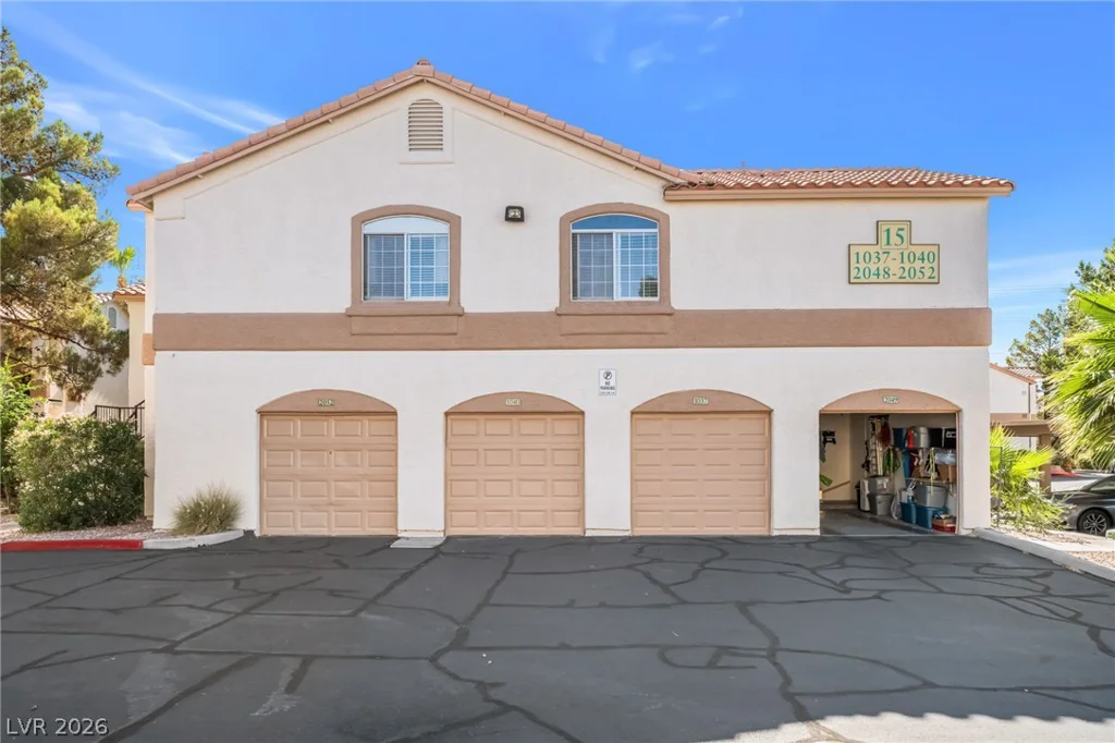 1830 Buffalo, Las Vegas, NV 89128