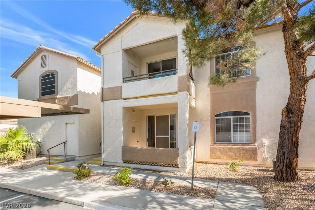 1830 Buffalo, Las Vegas, NV 89128