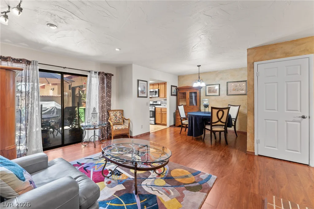 2402 Pickwick, Henderson, NV 89014