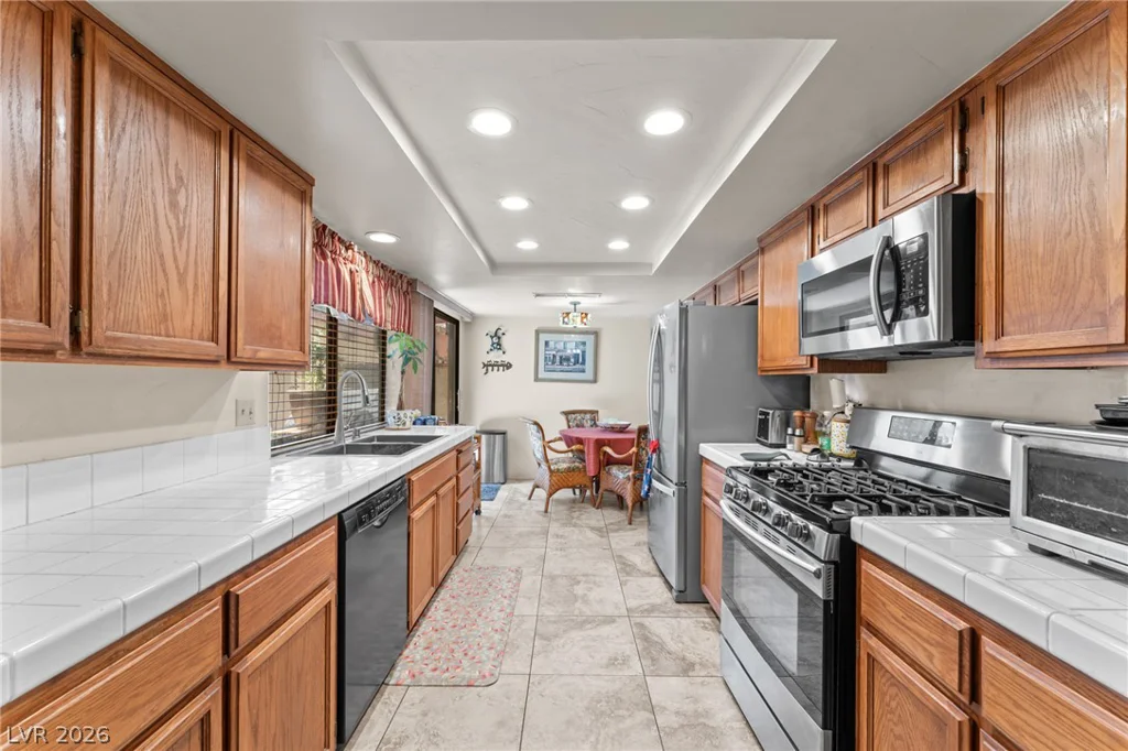 2402 Pickwick, Henderson, NV 89014