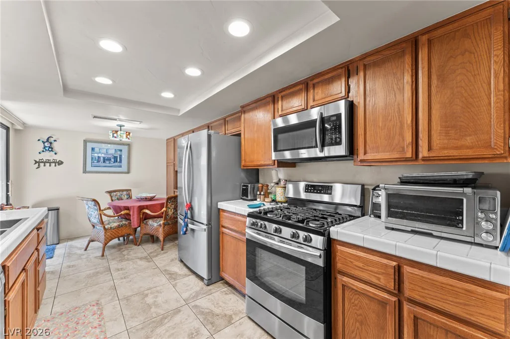 2402 Pickwick, Henderson, NV 89014