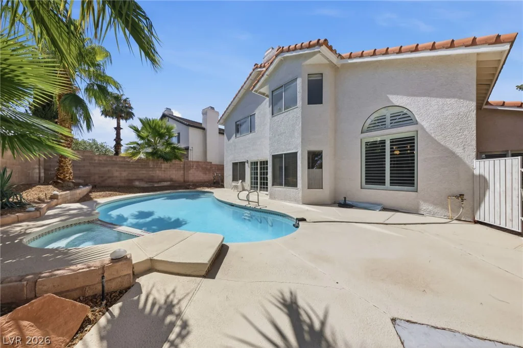 9401 Crown Vista, Las Vegas, NV 89117