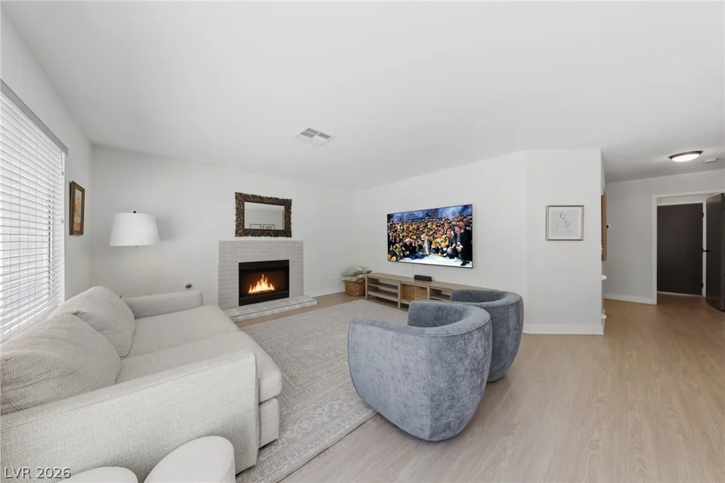 9401 Crown Vista, Las Vegas, NV 89117