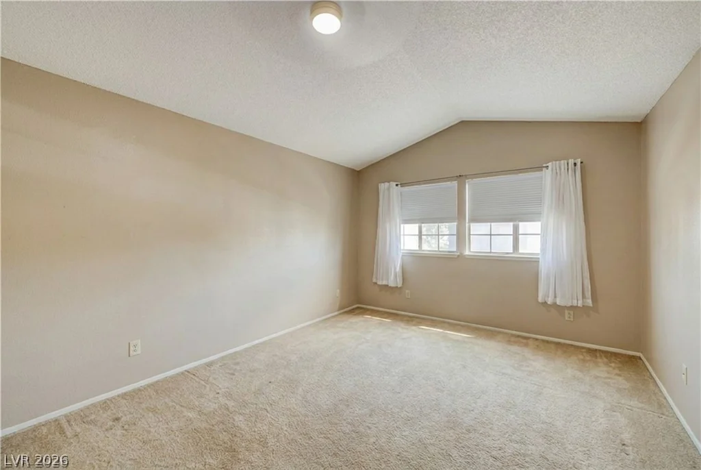 7141 Shadow Crest, Las Vegas, NV 89119