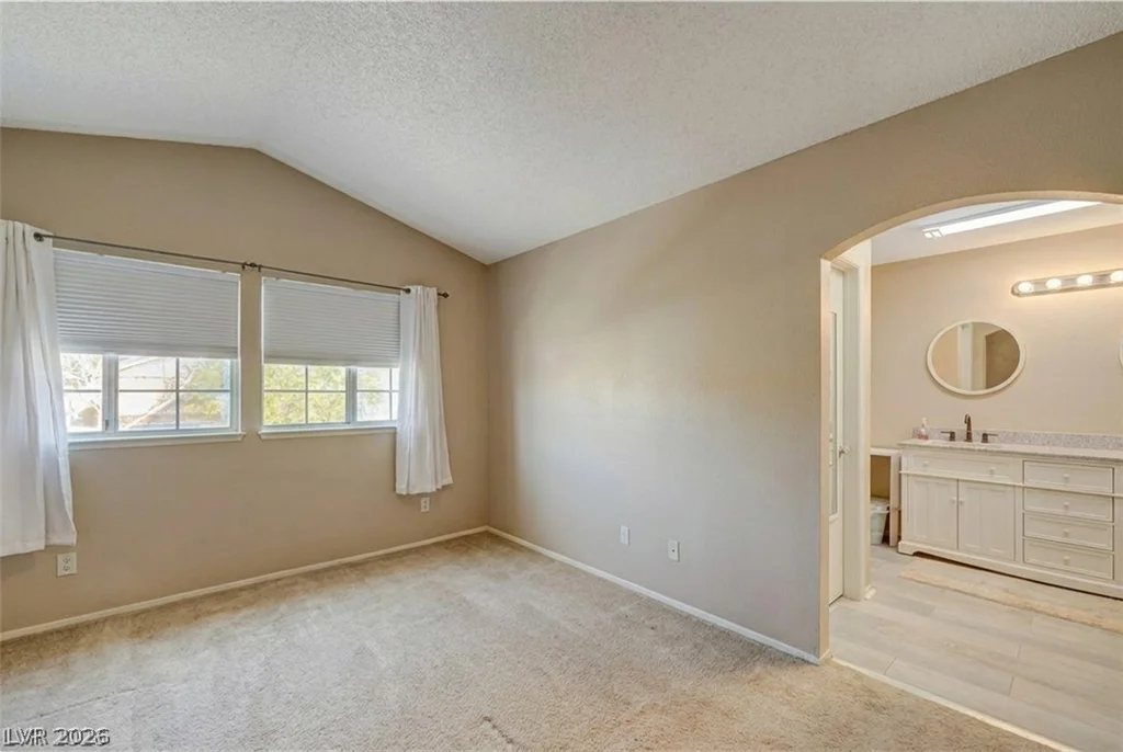 7141 Shadow Crest, Las Vegas, NV 89119