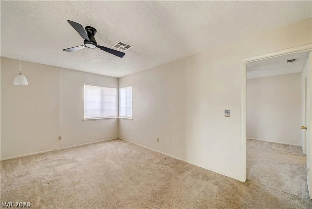 7141 Shadow Crest, Las Vegas, NV 89119