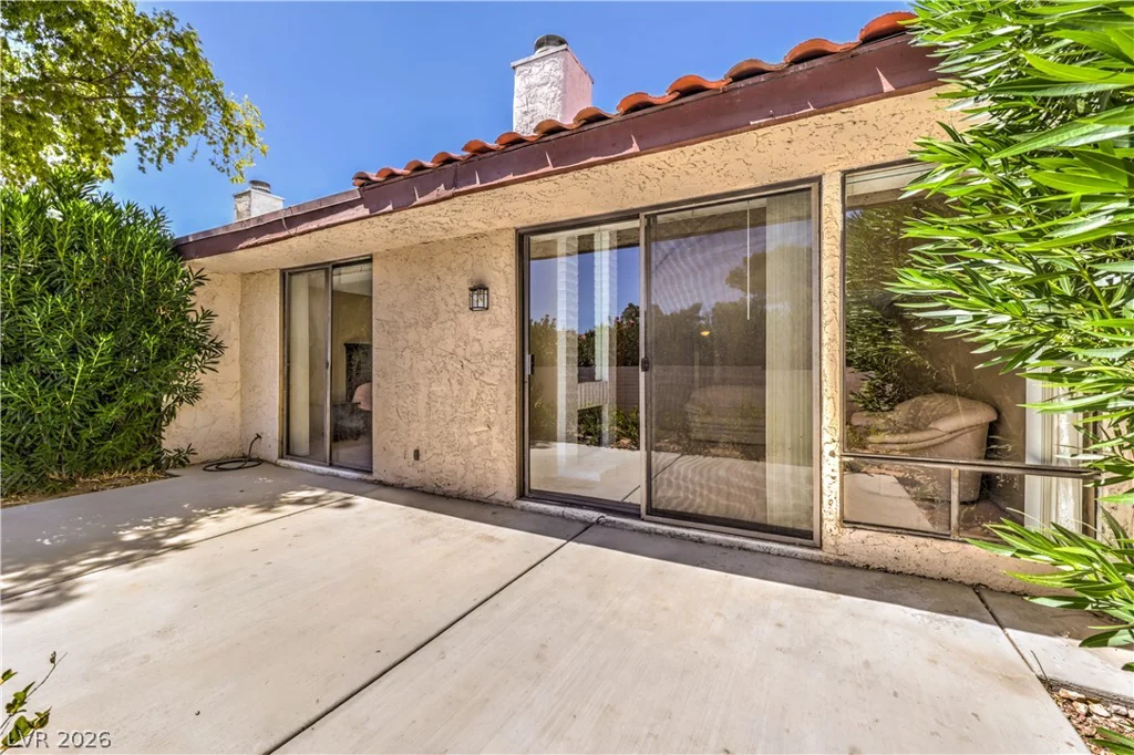 2731 San Lago, Las Vegas, NV 89121