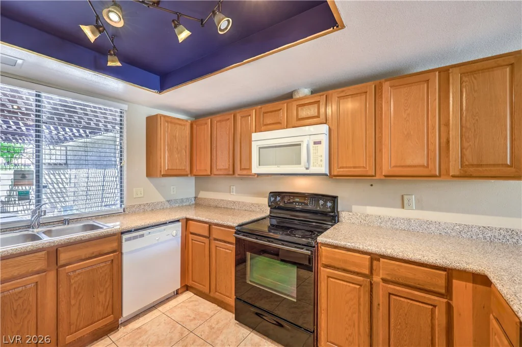 2731 San Lago, Las Vegas, NV 89121