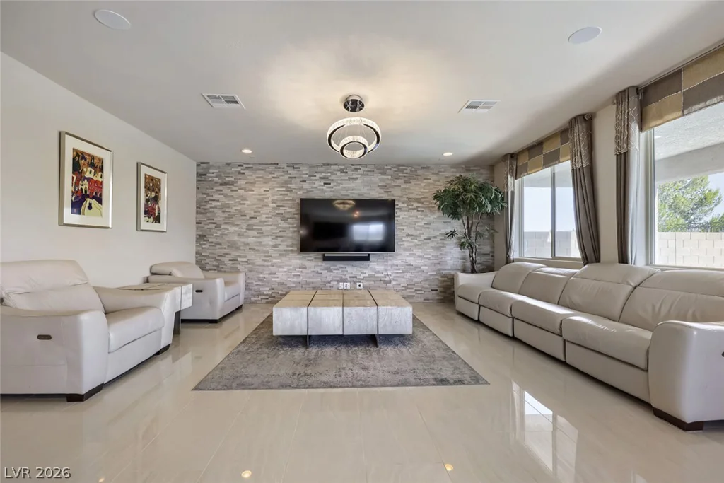 24 Crooked Putter, Las Vegas, NV 89148