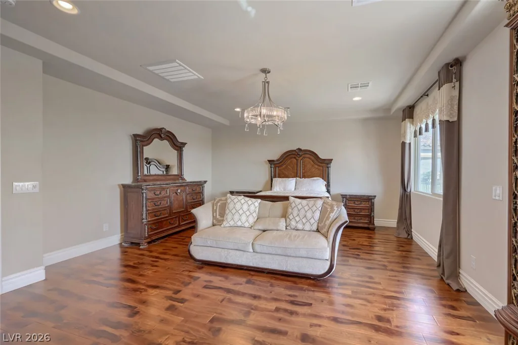 24 Crooked Putter, Las Vegas, NV 89148