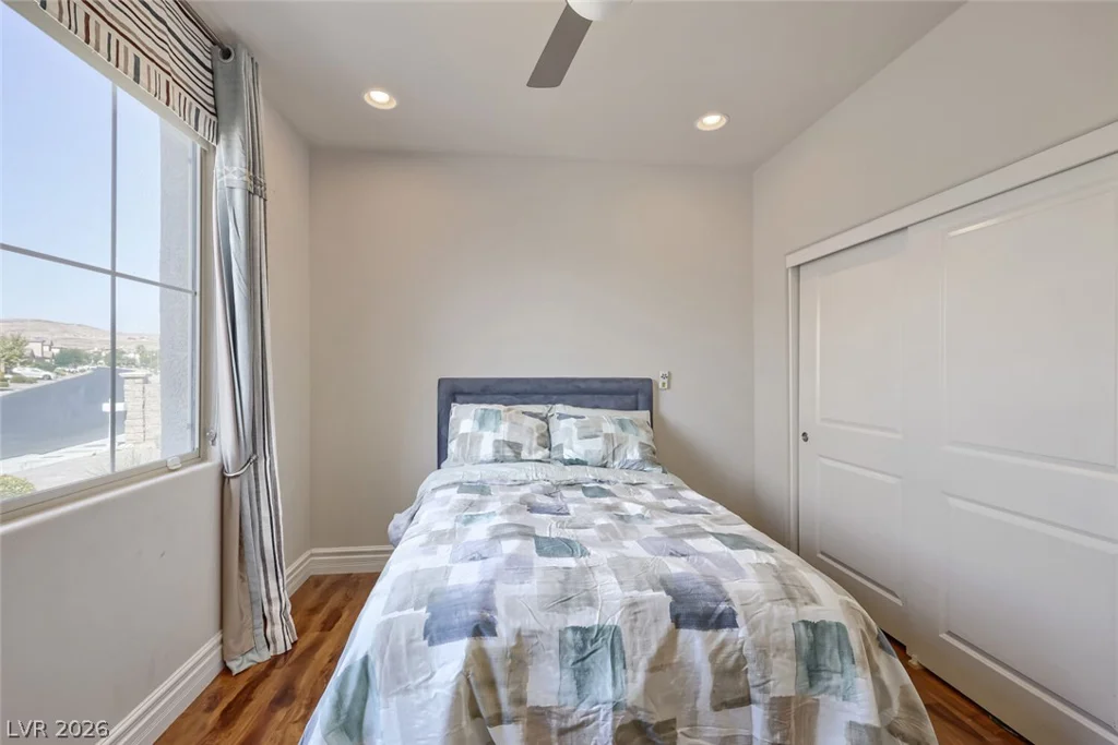 24 Crooked Putter, Las Vegas, NV 89148
