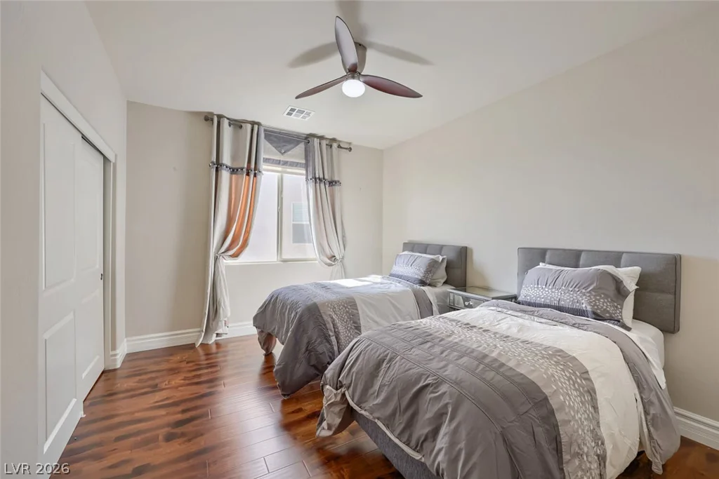 24 Crooked Putter, Las Vegas, NV 89148