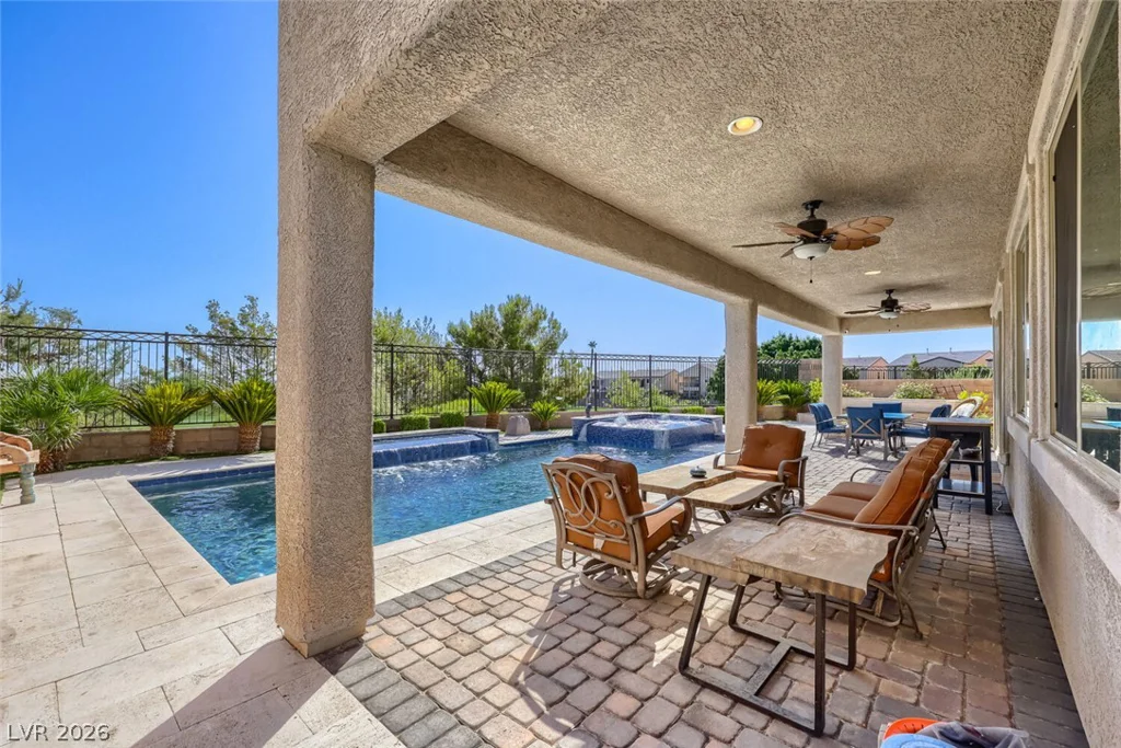 24 Crooked Putter, Las Vegas, NV 89148