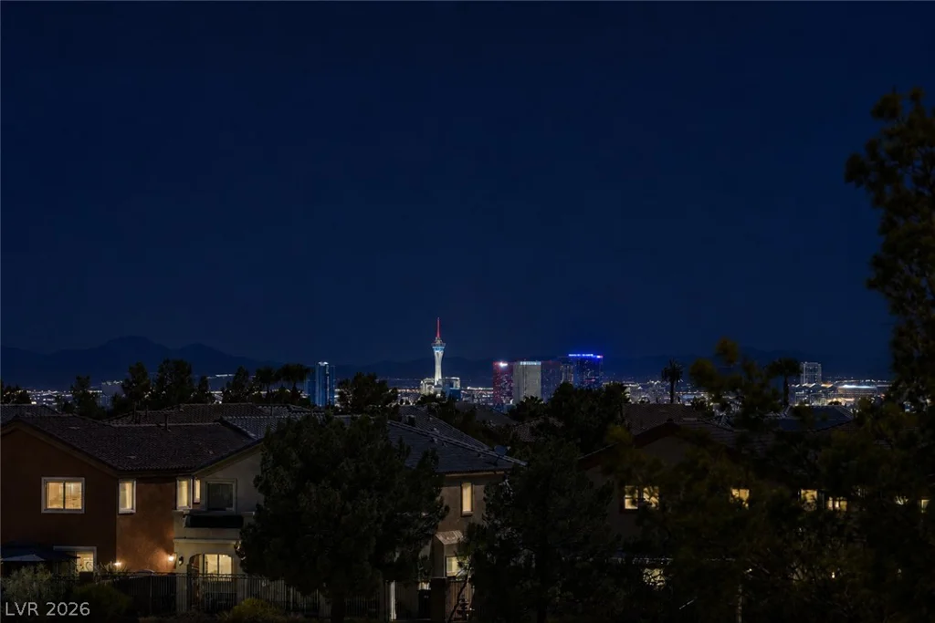 24 Crooked Putter, Las Vegas, NV 89148