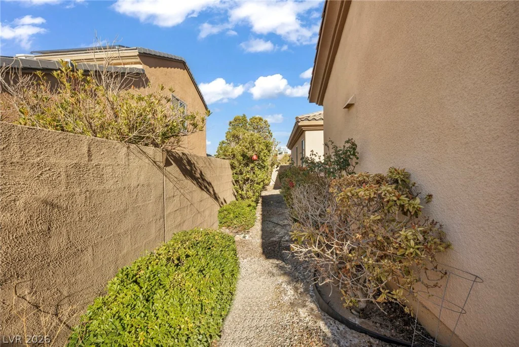 37 Stonemark, Henderson, NV 89052