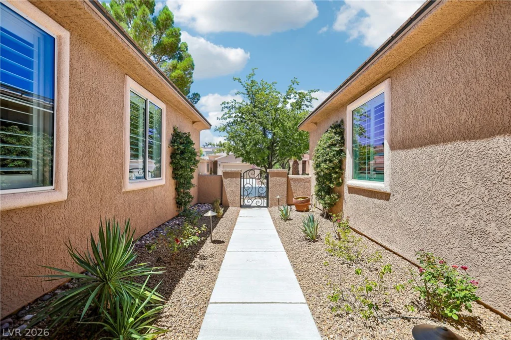 5110 Vincitor, Las Vegas, NV 89135