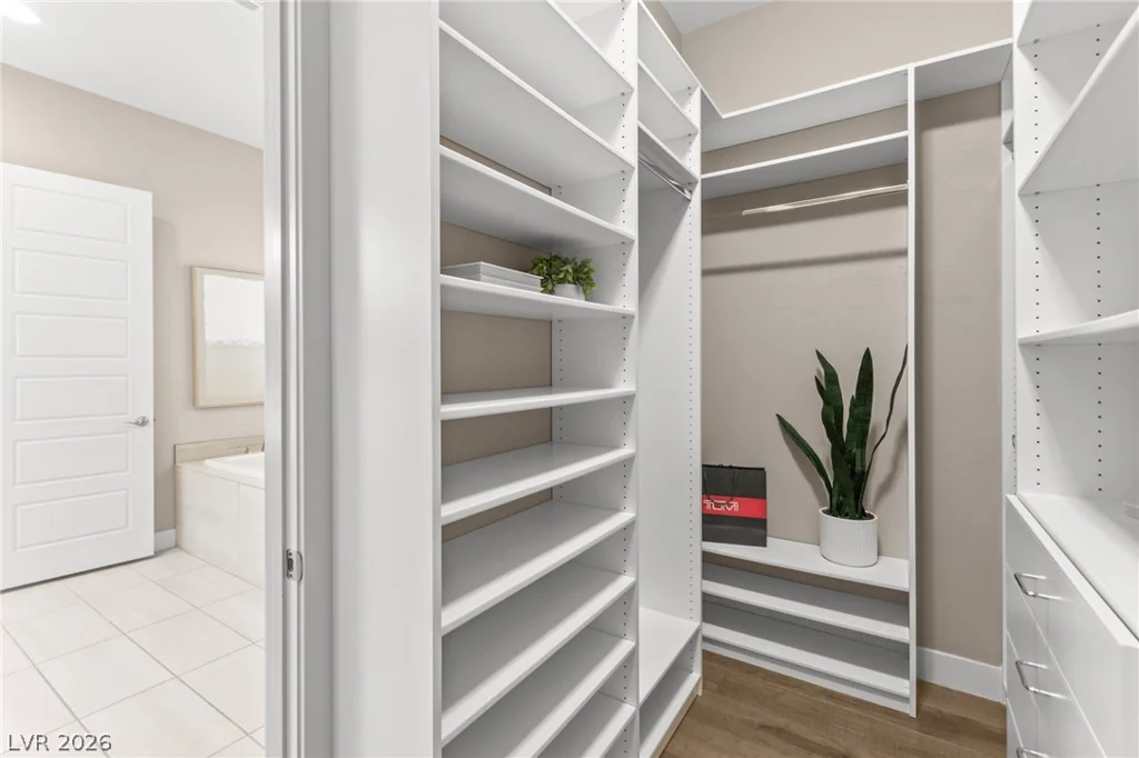 6435 Wild Blue, Las Vegas, NV 89135